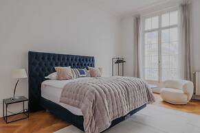 Spacious Apartment - 5br/12p - Chaillot