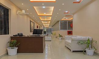 Goroomgo Kashi Grand Residency Varanasi