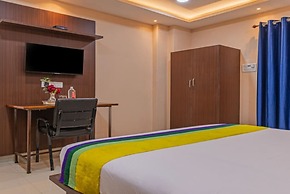 Goroomgo Kashi Grand Residency Varanasi