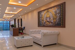 Goroomgo Kashi Grand Residency Varanasi