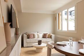 Parisian Refinement With Large Terrace