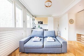 Superb Trocadero / Eiffel Tower Apartment