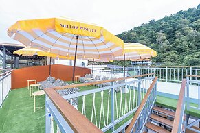 Mellow Poshtel - Kata Beach