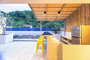 Mellow Poshtel - Kata Beach