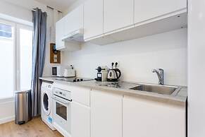 Comfortable Apartment -1br/4p- La Roquette