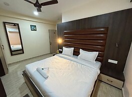 Goroomgo Akay guest house Varanasi