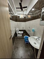 Goroomgo Akay guest house Varanasi