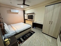 Goroomgo Akay guest house Varanasi