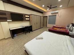 Goroomgo Akay guest house Varanasi