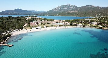 Porto Rotondo - Appartamento in Centro, 8 Minuti Da Spiaggia Ira