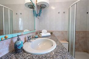 Porto Rotondo - Appartamento in Centro, 8 Minuti Da Spiaggia Ira