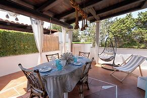 Porto Rotondo - Appartamento in Centro, 8 Minuti Da Spiaggia Ira