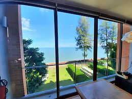 Sandbox frontbeach villa4