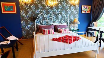 Sandbox frontbeach villa4