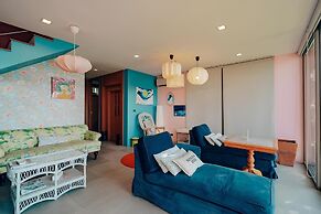 Sandbox frontbeach villa4