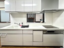 SUMITSUGU HOUSE Station