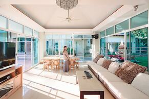 IvyRich Pool Villa Chiang Mai