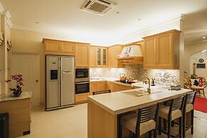 IvyRich Pool Villa Chiang Mai