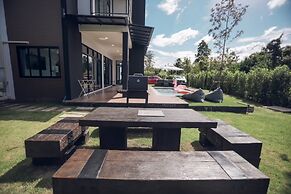 Issara Private Pool Villa Khaoyai VillaB