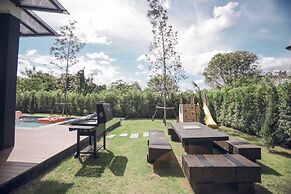 Issara Private Pool Villa Khaoyai VillaB