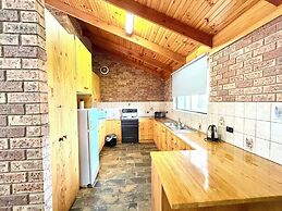 Redgum Motel