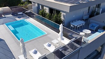 Green Park penthouse Suite & Pool