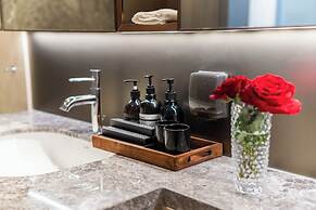 The Marq Residence By Convinia