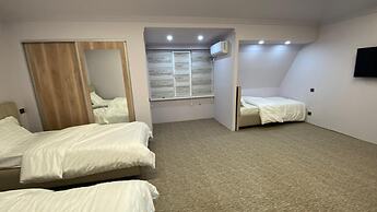 Happy Moments Hostel