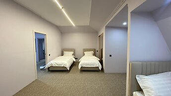 Happy Moments Hostel