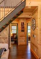 Moose Hollow Cabin Near Moscow