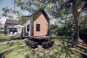 Issara Private Pool Villa Khaoyai A