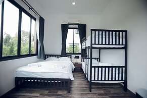 Issara Private Pool Villa Khaoyai A