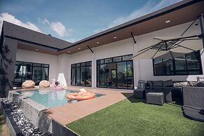 Issara Private Pool Villa Khaoyai A