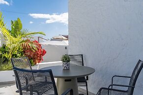 Luxury House With Private Heated Pool in Nerja!