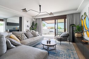 Luxury House With Private Heated Pool in Nerja!