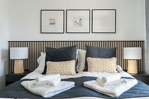 Luxury House With Private Heated Pool in Nerja!