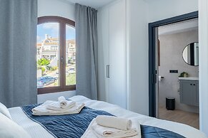 Luxury House With Private Heated Pool in Nerja!