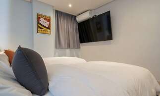 Hotel Nine