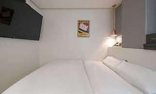 Hotel Nine