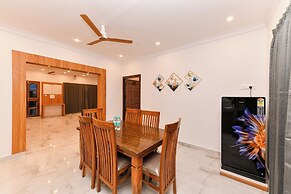 HOTEL SHINE INTERNATIONAL