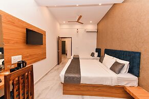 HOTEL SHINE INTERNATIONAL