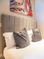 Ebenezer Hideaway in Sheffield by Avo Apartment