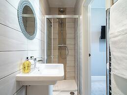 Cozy Urban Retreat in Sheffield