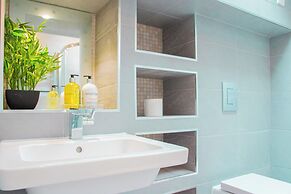 Sheffield Bliss House - Charming Home by Avo