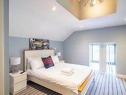 Ebenezer Street Retreat - Spacious 4 Bedroom House