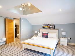 Ebenezer Street Retreat - Spacious 4 Bedroom House