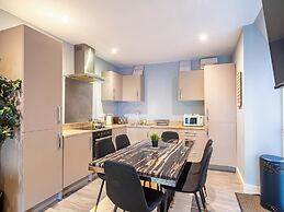 Ebenezer Street Retreat - Spacious 4 Bedroom House