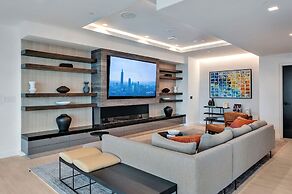 High-rise Apt Raleigh Free Parking Sunset View 2