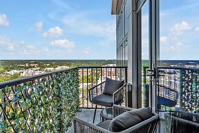 High-rise Apt Raleigh Free Parking Sunset View 2