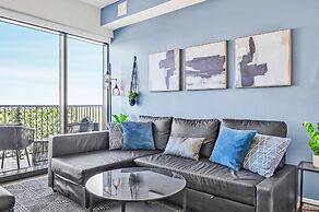 High-rise Apt Raleigh Free Parking Sunset View 2